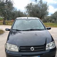 Auto Fiat Punto