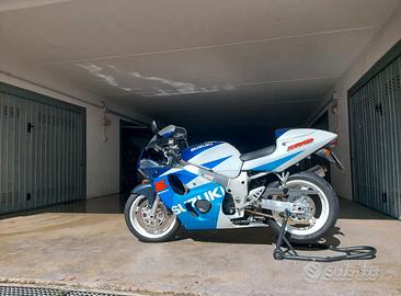 GSX-R 600 Srad