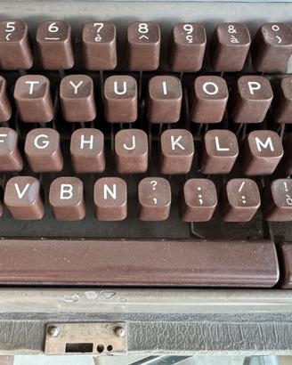 Macchina da scrivere