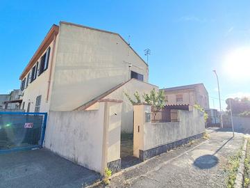 Appartamento con cortile Via D Millelire Carbonia