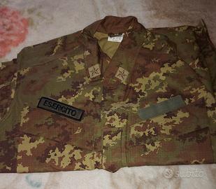 tuta da combattimento vegetata