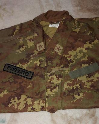 tuta da combattimento vegetata