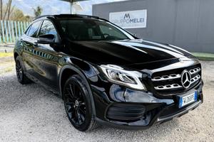 MB GLA 200d 4Matic Premium NIGHT EDITION *TETTO