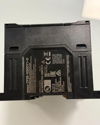 PLC Omron CP2E-N30DT1-D + Modulo RS232
