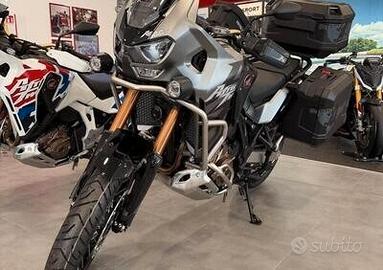 Honda CRF 1100 travel edition