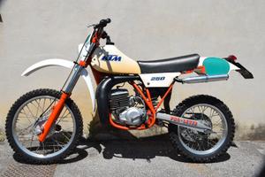 KTM  2T 250 dl 1981