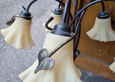 Lampadario  in ferro battuto