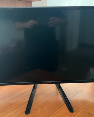 TV Thomson 32” modello 32HA3203