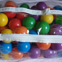 Palline plastica colorate