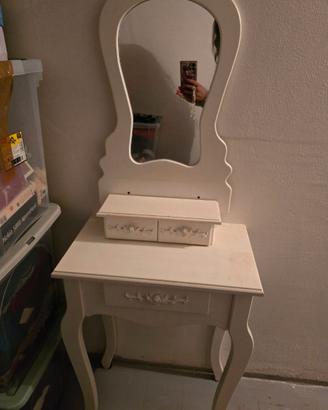 Toilette per trucco