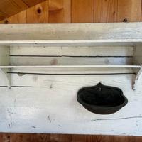 Scaffale in stile shabby chic