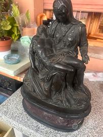 Statua di bronzo pietá di michelangelo