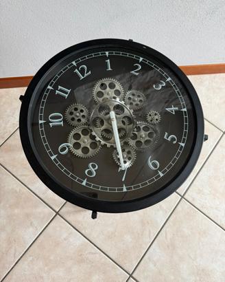 Tavolino industriale con orologio e ingranaggi