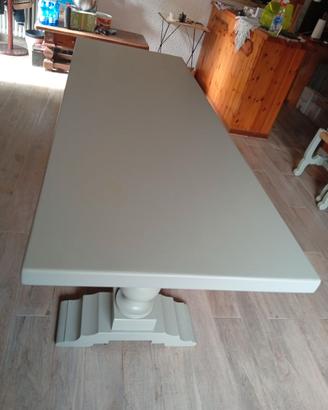 Titolo: Tavolo Laccato Stile Classico/Moderno
