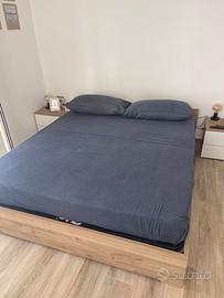 Letto matrimoniale con materasso