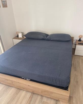 Letto matrimoniale con materasso