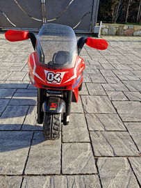 Moto a tre ruote elettricha