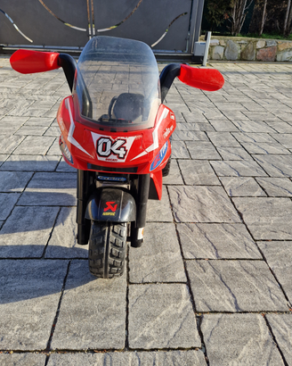 Moto a tre ruote elettricha