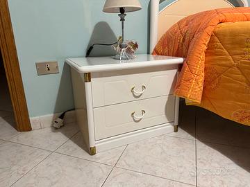 Comodino bianco 2 cassetti – Stile classico