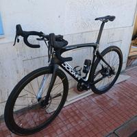 Bici DA CORSA Pinarello