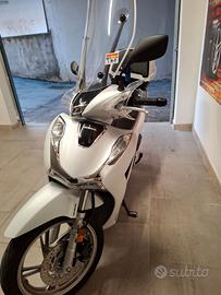 Honda SH 150 - 2023