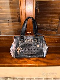 Borsa Anekke