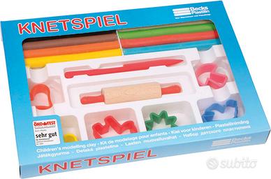 Gioco Set pasta modellabile + stampini - nuovo