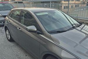Volkswagen polo metano neo patentato