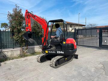 E132 Escavatore 26 q Libra 224 S