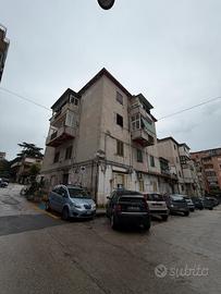 7 appartamenti + deposito + seminterrato