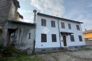 3 LOCALI A GAMBARANA