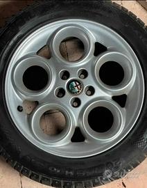 Gomme e cerchi in lega 16 Alfa Romeo