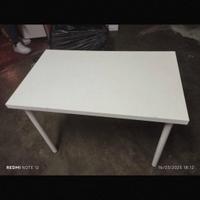 scrivania ikea
