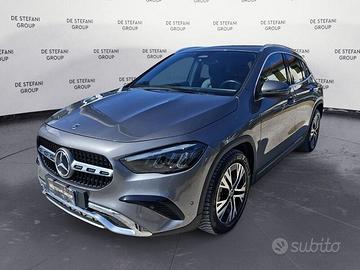 Mercedes-Benz GLA 180 d Progressive Advanced