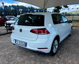 " DA VETRINA " Volkswagen Golf 1.6 TDI 115CV DSG
