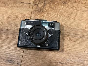 COMET 235 - Macchina Fotografica