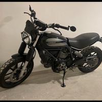 Ducati Scrambler Sixty 2