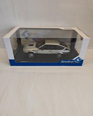 alfa Romeo gtv6 in scala 1.18 solido