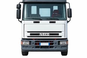 Iveco 120 e18 con gru bonfiglioli