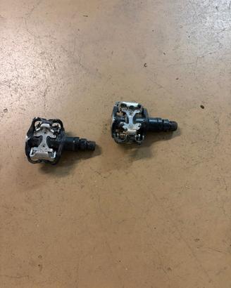 Pedali MTB SPD a sgancio rapido