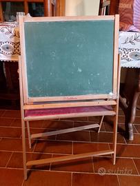 lavagnetta magnetica in legno di fa per bambini
