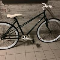 Bicicletta con freno a pedali