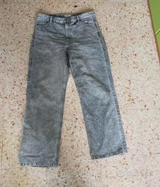 pantaloni 