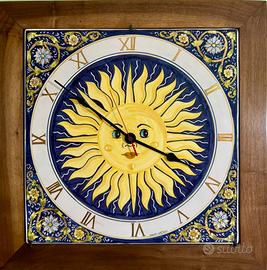 Orologio da muro in ceramica di Castelli (TE)