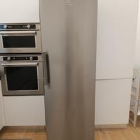 Frigorifero Electrolux ERF4113AOX