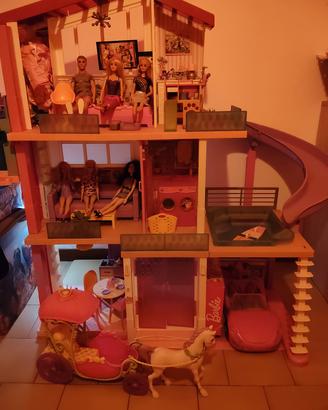 Casa Barbie grande + bambole + accessori COMPLETA”