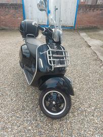 Vespa GTS 300