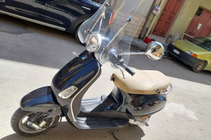 Vespa 50 lx