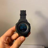 orologio nero elettronico