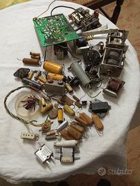 Lotto condensatori, transistor 